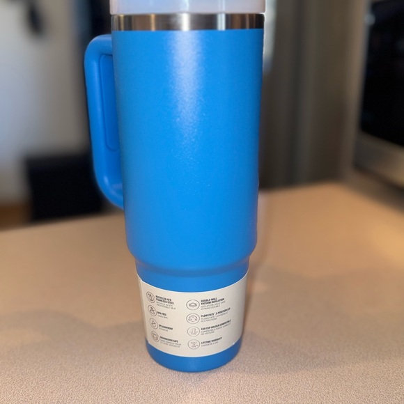 Stanley Quencher H2.0 30oz Azure Blue Tumbler NWT Straw Cup - Picture 2 of 6